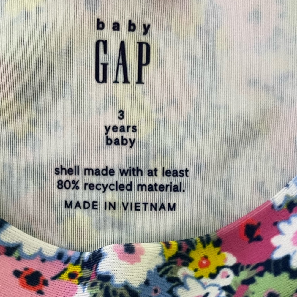 GAP Kids Floral Rashguard floral two piece swimsuit, size 3T - Picture 3 of 3